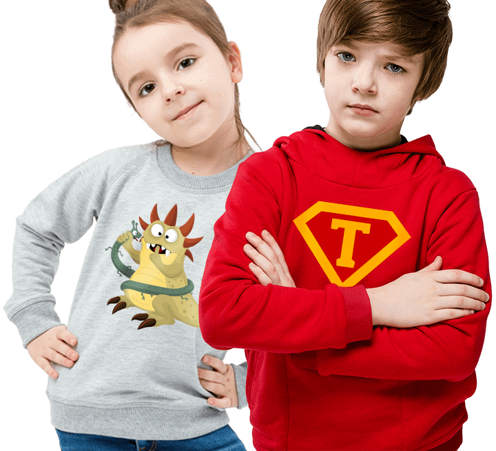 Kinder hoodie bedrukken - Meisje en jongen in hoodie met eigen cool ontwerp